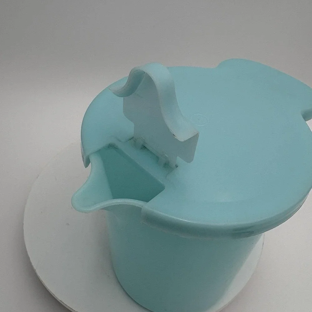 Vintage Pale Blue Tupperware Creamer / Milk Pitcher w/ Flip Lid 131-3, 625-5